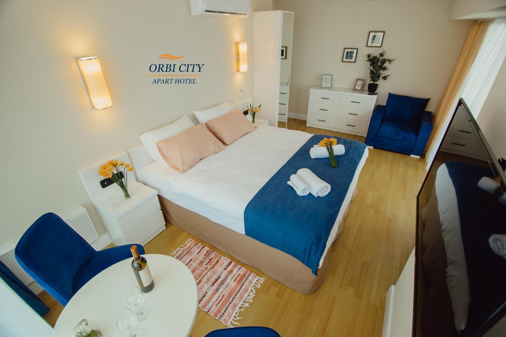 Apart-Hotel Orbi City Batumi Exterior foto